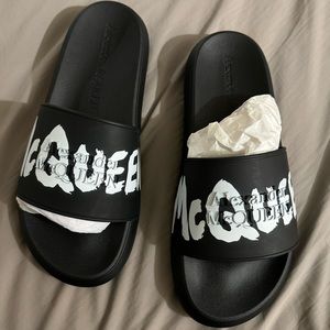 Alexander McQueen Slides sz 38 Womens